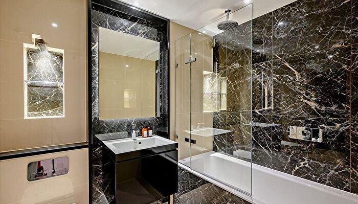 1 Bedroom Flat To Rent In Edgware Road, London, W2