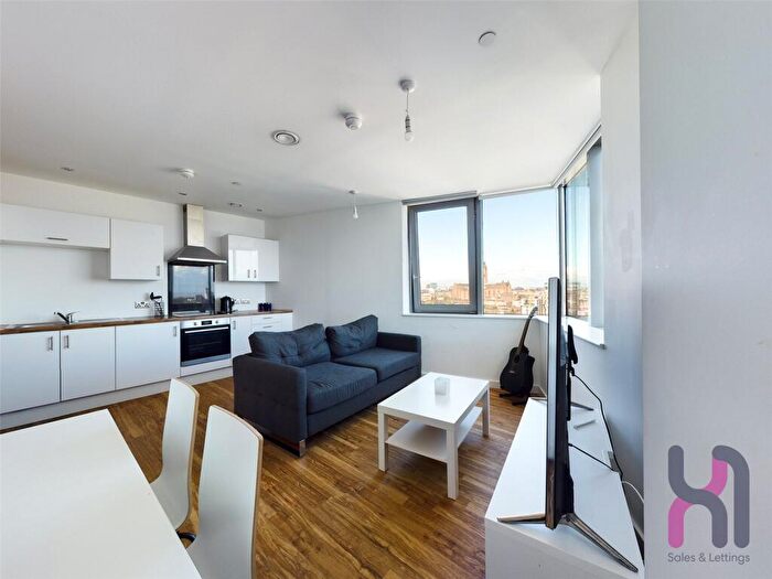 2 Bedroom Flat For Sale In The Tower, Plaza Boulevard, Liverpool, L8