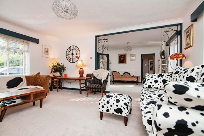 2 Bedroom Bungalow For Sale In Birmingham Road, Mappleborough Green, Studley, Warwickshire, B80