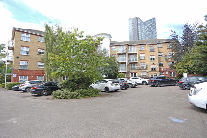1 Bedroom Flat To Rent In Churchill Court, Albert Road, Ilford, Redbridge, IG1