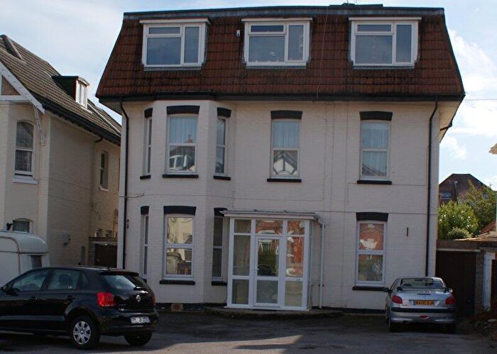 1 Bedroom Flat To Rent In Parkwood Road, Southbourne, BH5
