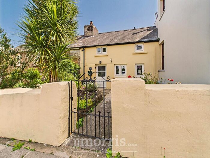 1 Bedroom Terraced House For Sale In Wallis Street, Fishguard, Pembrokeshire, SA65