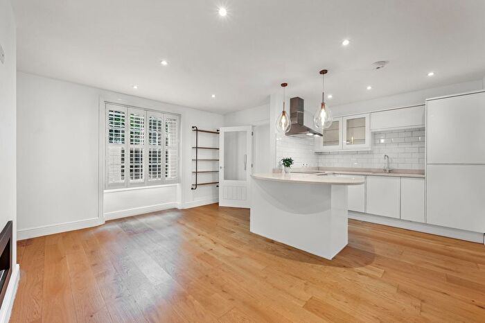 2 Bedroom Flat For Sale In St Marys Terrace, Paddington, W2