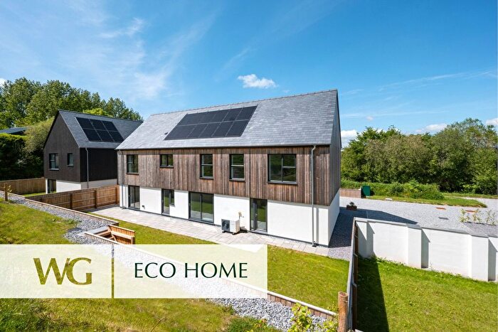 4 Bedroom Detached House For Sale In Totnes, Devon, TQ9