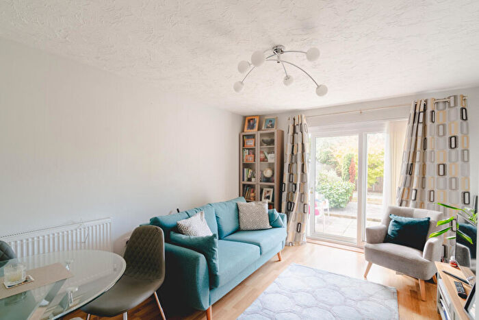 1 Bedroom Terraced House For Sale In Dickens Close, Horfield, Bristol, BS7