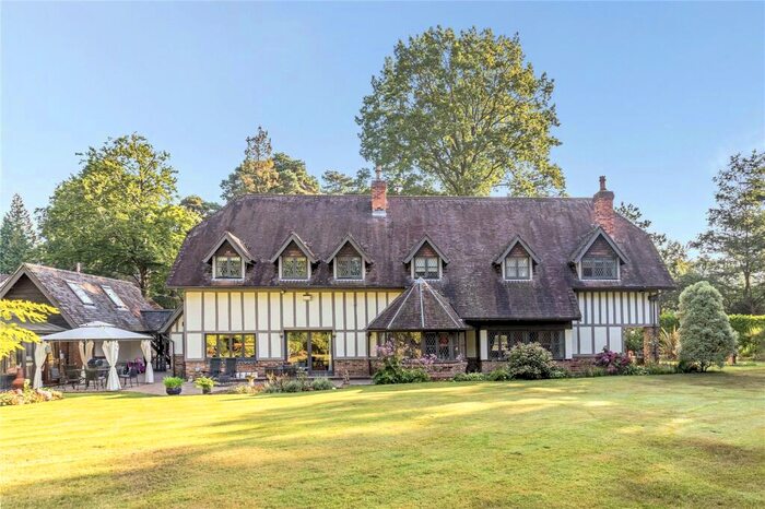 5 Bedroom Detached House For Sale In Larch Avenue, Sunninghill, Berkshire, SL5