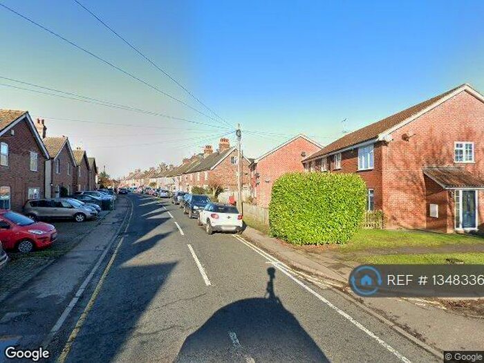 2 Bedroom Maisonette To Rent In Station Road, Lingfield, RH7