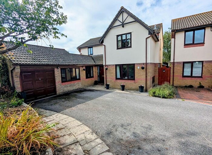 4 Bedroom Detached House For Sale In The Firs, Porthcawl, CF36