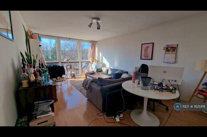 1 Bedroom Flat To Rent In Hurst Lodge, London, N8