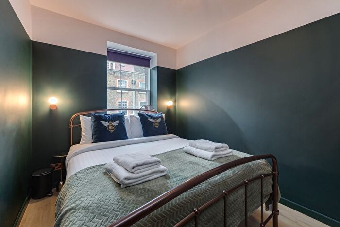 1 Bedroom Flat To Rent In Arcadia Court, Old Castle Street, E1