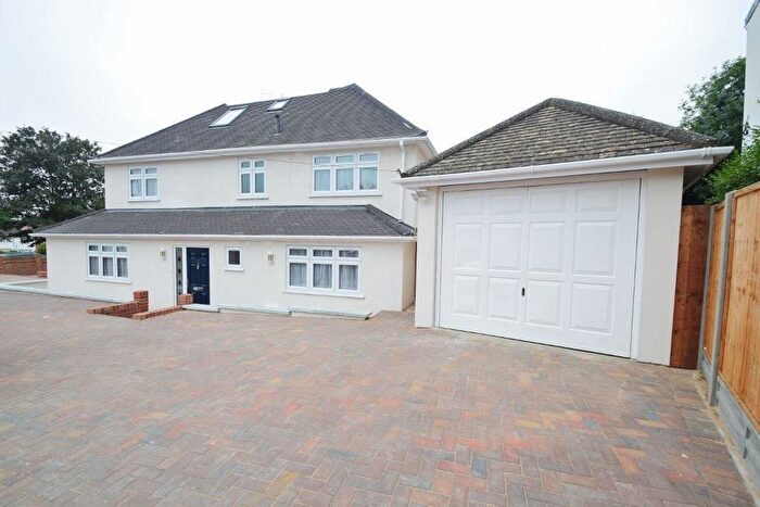 5 Bedroom Detached House To Rent In Woodcote Avenue, London, NW7