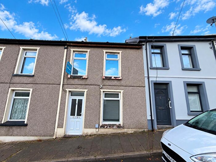 3 Bedroom Terraced House For Sale In Gwladys Street, Penywaun, Aberdare, CF44