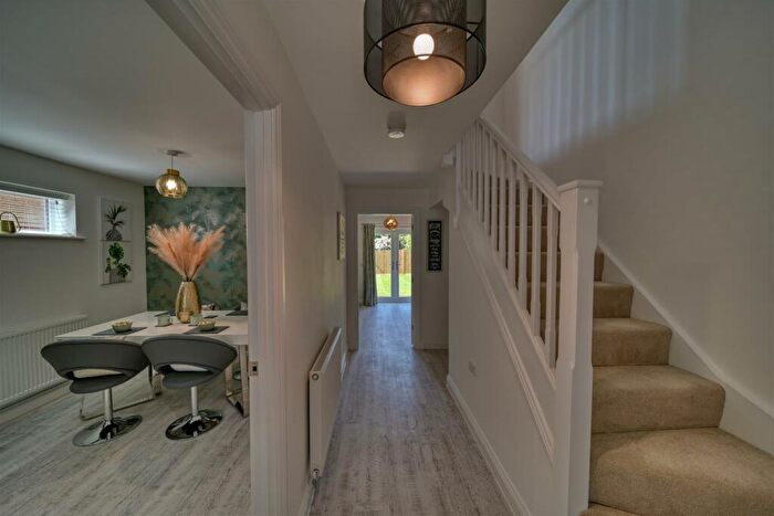 4 Bedroom Detached House For Sale In Maddoxford Gardens, Boorley Green, SO32