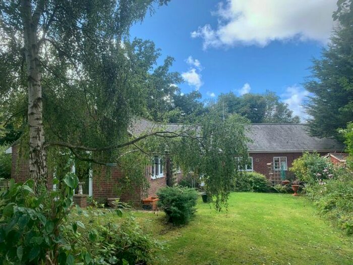 3 Bedroom Detached Bungalow For Sale In Preston Road, Woodford Halse, Northamptonshire, NN11