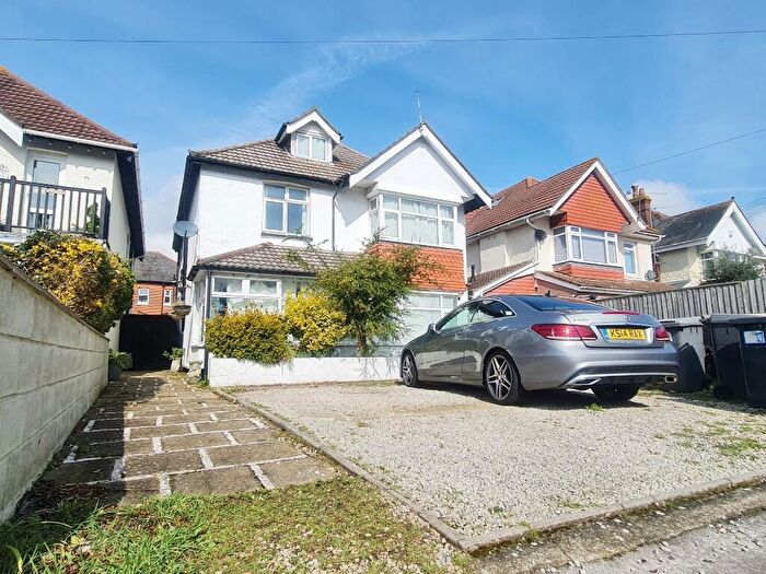 6 Bedroom Detached House For Sale In Kings Park Road, Bournemouth, Dorset, BH7