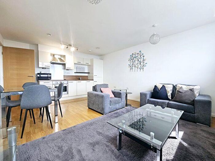 2 Bedroom Apartment To Rent In Mann Island, Liverpool, L3
