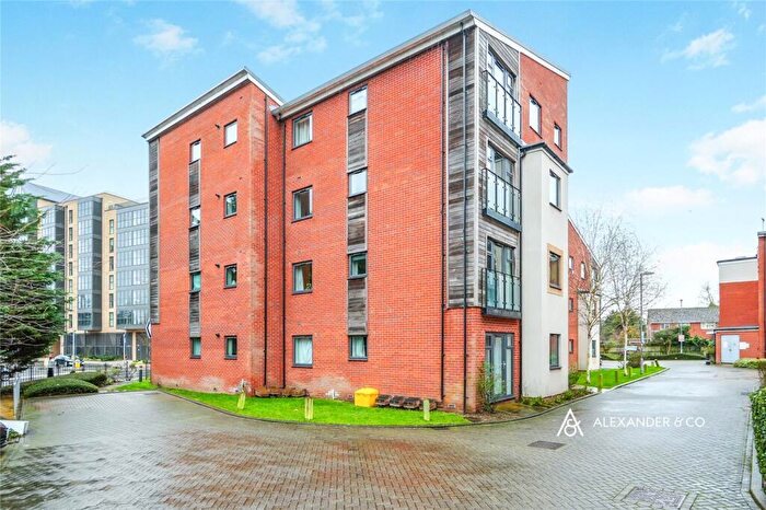 2 Bedroom Flat To Rent In Nursery Close, Oxford, Oxfordshire, OX2