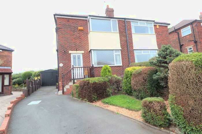 3 Bedroom House To Rent In Hillfoot Crescent, Pudsey, West Yorkshire, Uk, LS28