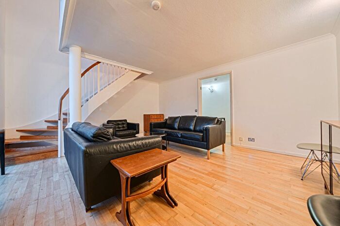 2 Bedroom Flat To Rent In Queen Of Denmark Court, Rotherhithe, SE16