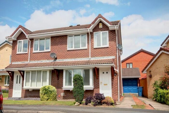 3 Bedroom Semi-Detached House To Rent In Gowanburn, Washington NE38