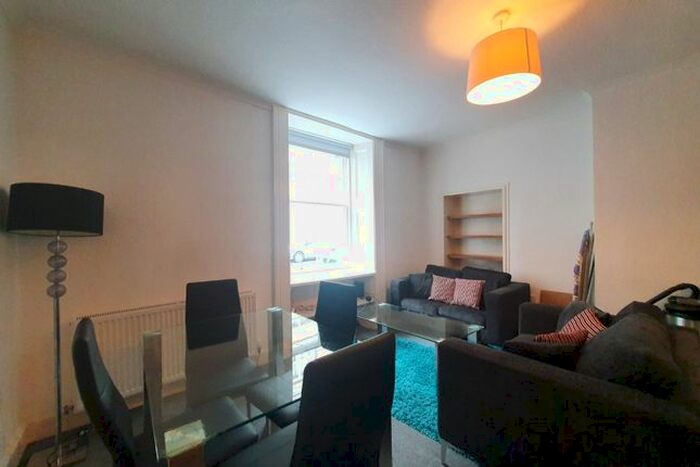 2 Bedroom Flat To Rent In Sciennes House Place, Marchmont, Edinburgh, EH9