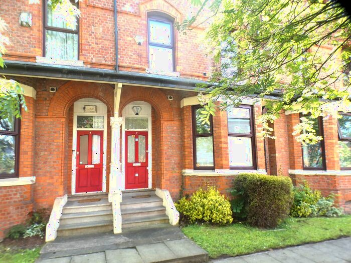1 Bedroom Flat To Rent In Hathersage Road, Manchester, Manchester, M13