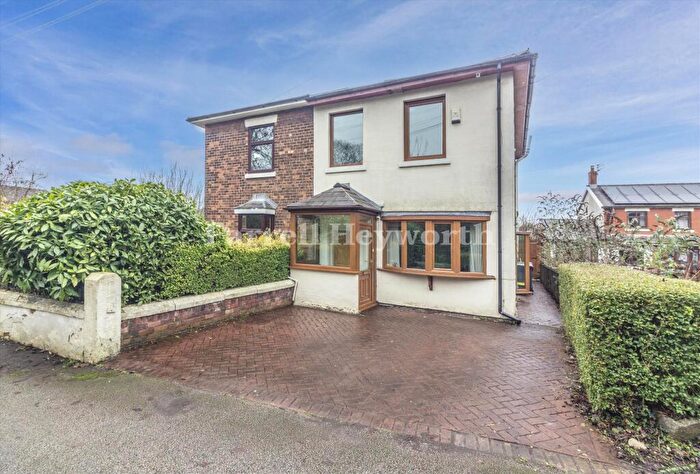 3 Bedroom Semi Detached House For Sale In Convent Close, Bamber Bridge, Preston, PR5