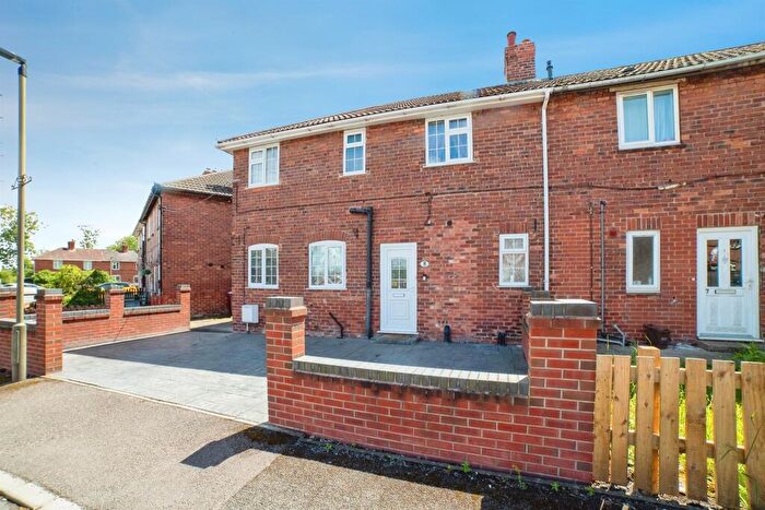 4 Bedroom Semi-Detached House For Sale In The Woodlands, Langwith, Mansfield, NG20
