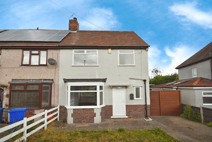 3 Bedroom Semi-Detached House For Sale In Newbold Back Lane, Brockwell, Chesterfield, S40