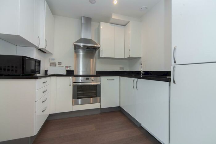 1 Bedroom Apartment To Rent In St. Pancras Way, NW1