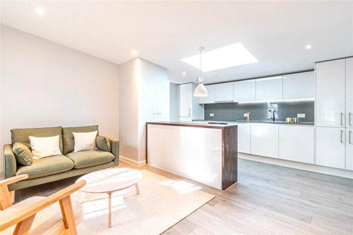 1 Bedroom Apartment For Sale In Eagle Yard, Great Eastern Street, Cambridge, CB1