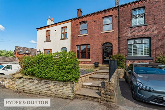 5 Bedroom Terraced House For Sale In Broad Lane, Burnedge, Rochdale, Greater Manchester, OL16
