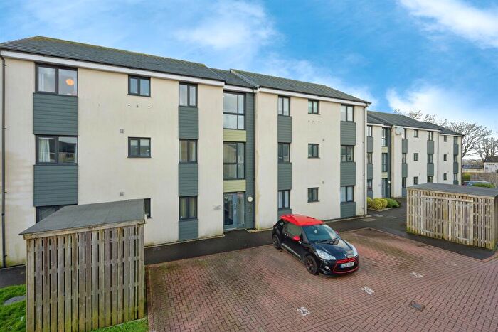 2 Bedroom Flat For Sale In Marazion Way, Plymouth, PL2