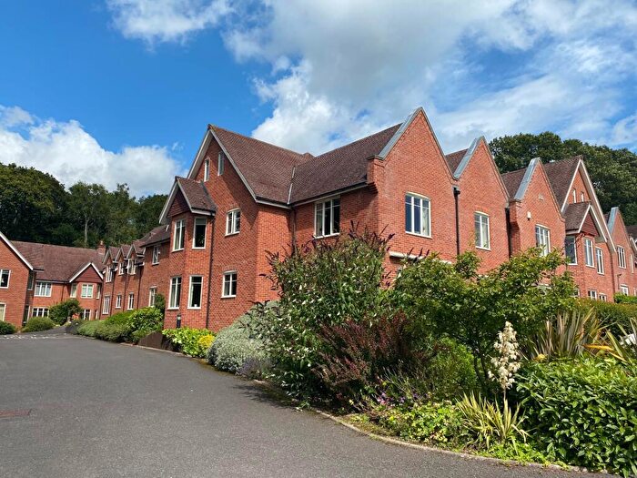 2 Bedroom Flat To Rent In Sherfield English, SO51