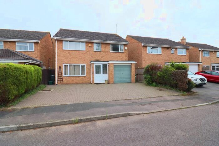 4 Bedroom Detached House To Rent In Bradley Close, Longlevens, Gloucester, GL2