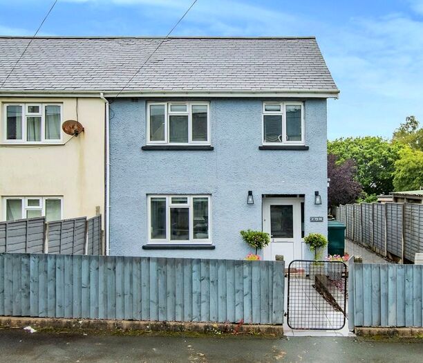 3 Bedroom Semi-Detached House For Sale In Heol Elennydd, Devils Bridge, Aberystwyth, SY23