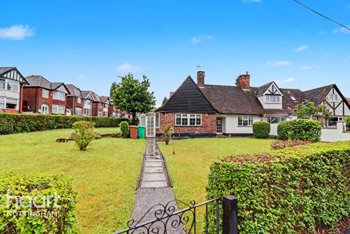 3 Bedroom Bungalow For Sale In Orston Green, Wollaton Park, NG8