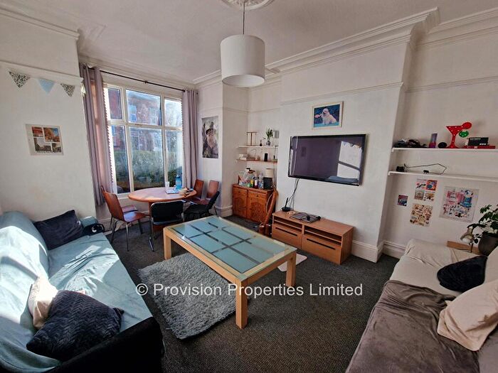 7 Bedroom Terraced House To Rent In Brudenell Avenue, Hyde Park, Leeds, LS6