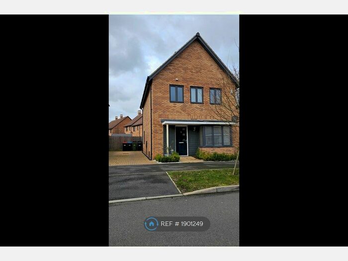 3 Bedroom Detached House To Rent In Masham Way, Milton Keynes, MK8