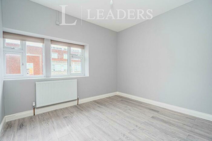 Apartment To Rent In Above Bar Street, Southampton, SO14