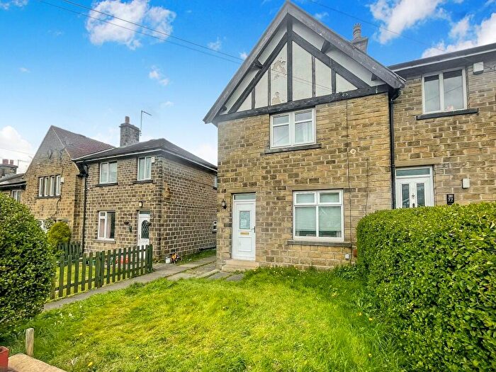 2 Bedroom End Of Terrace House For Sale In Hall Cross Road, Huddersfield, West Yorkshire, HD5