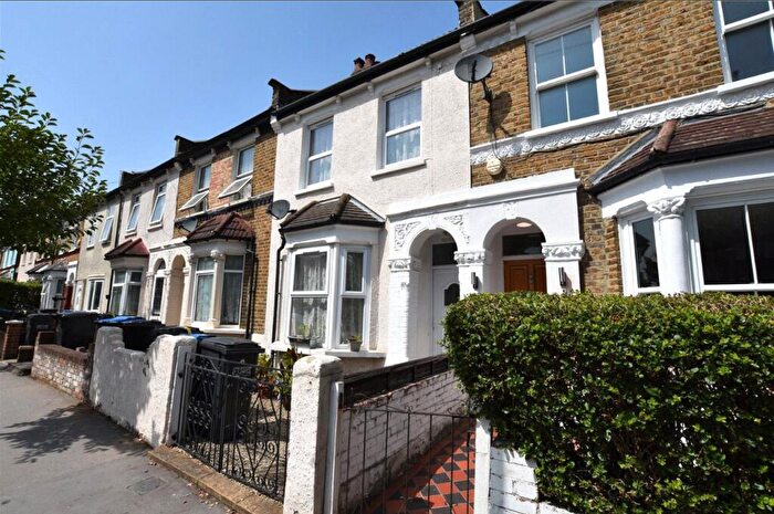 2 Bedroom Terraced House To Rent In Sandown Road, London, SE25