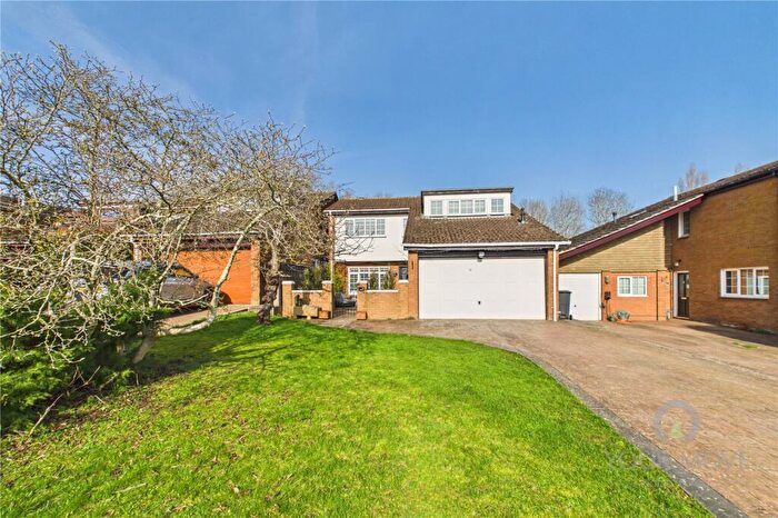 4 Bedroom Detached House For Sale In Amber Drive, Walgrave, Northamptonshire, NN6