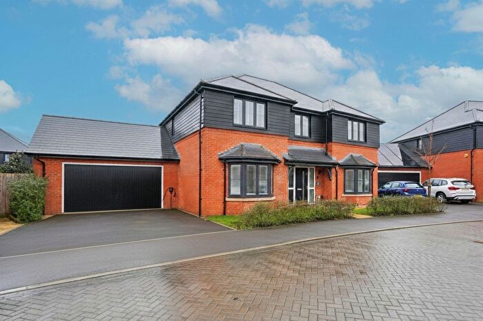 5 Bedroom Detached House For Sale In Cowslip Road, Wantage, OX12