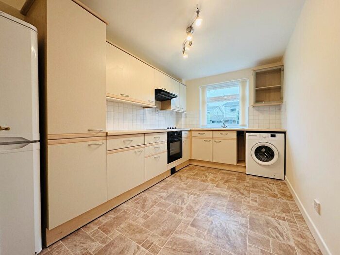 2 Bedroom Flat To Rent In Anfield Court, Anfield Close, Fair Oak, SO50