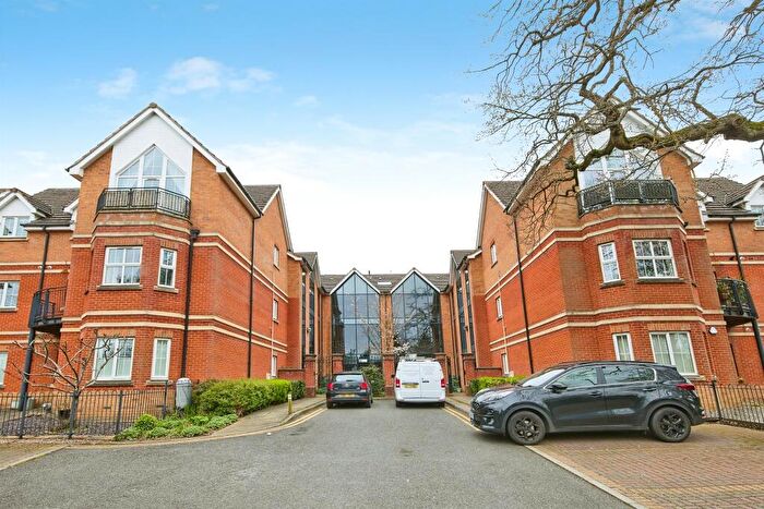 2 Bedroom Flat For Sale In Priory Heights Court, Derby, DE23
