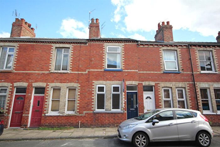2 Bedroom Terraced House To Rent In Curzon Terrace, York, YO23