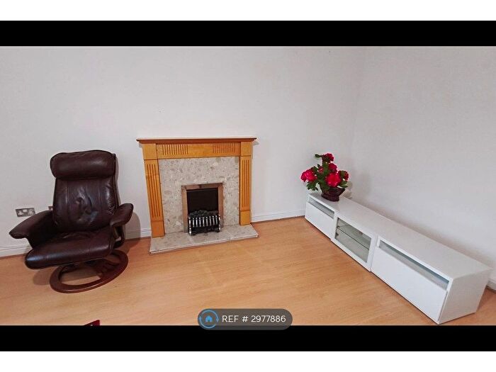 4 Bedroom End Of Terrace House To Rent In Silken Court, Nuneaton, CV11