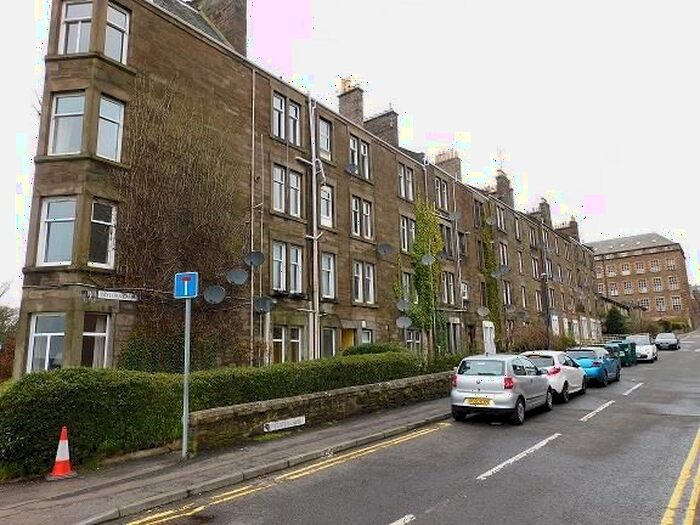 2 Bedroom Flat To Rent In Magdalen Yard Road, Dundee, DD2