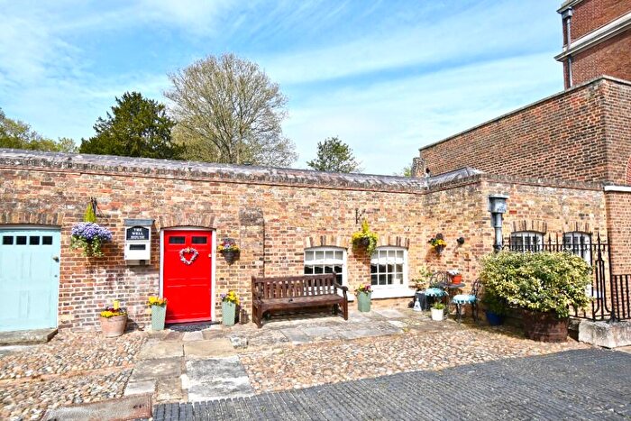 1 Bedroom Mews For Sale In Wormleybury, Church Lane, Broxbourne, Hertfordshire, EN10